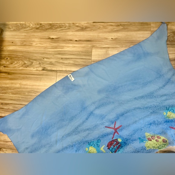 AJ Tropics Sheer Polyester Swim/Beach Wrap - Picture 4 of 7